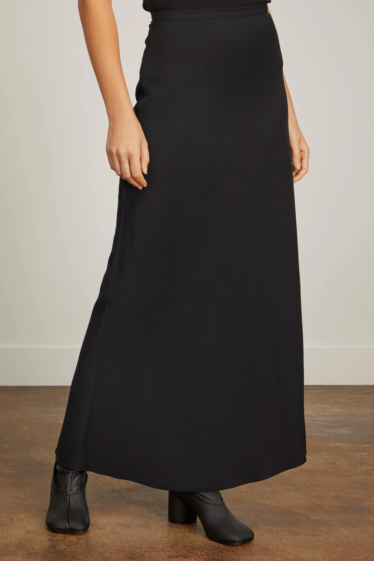 MM6 Maison Margiela Long Asymmetric Hem Skirt In Black 5 MM6 Maison Margiela Long Asymmetric Hem Skirt In Black - Image 3