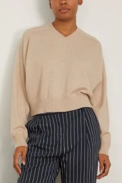 Emsalo V Neck Sweater In Cream Melange 8 Emsalo V Neck Sweater In Cream Melange -ULLA JOHNSON Shop LoulouStudio EmsaloVNeckSweaterinCreamMelange 2