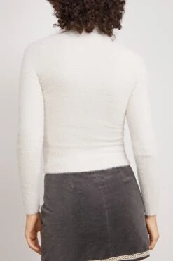 Mayers Sweater In Ecru 9 Mayers Sweater In Ecru -ULLA JOHNSON Shop etoileisabelmarant MayersSweaterinEcru 3