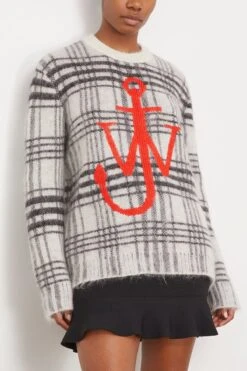 JW Anderson Tartan Check Crewneck Jumper In White/Black 8 JW Anderson Tartan Check Crewneck Jumper In White/Black -ULLA JOHNSON Shop jwanderson TartanCheckCrewneckJumperinWhiteBlack 2