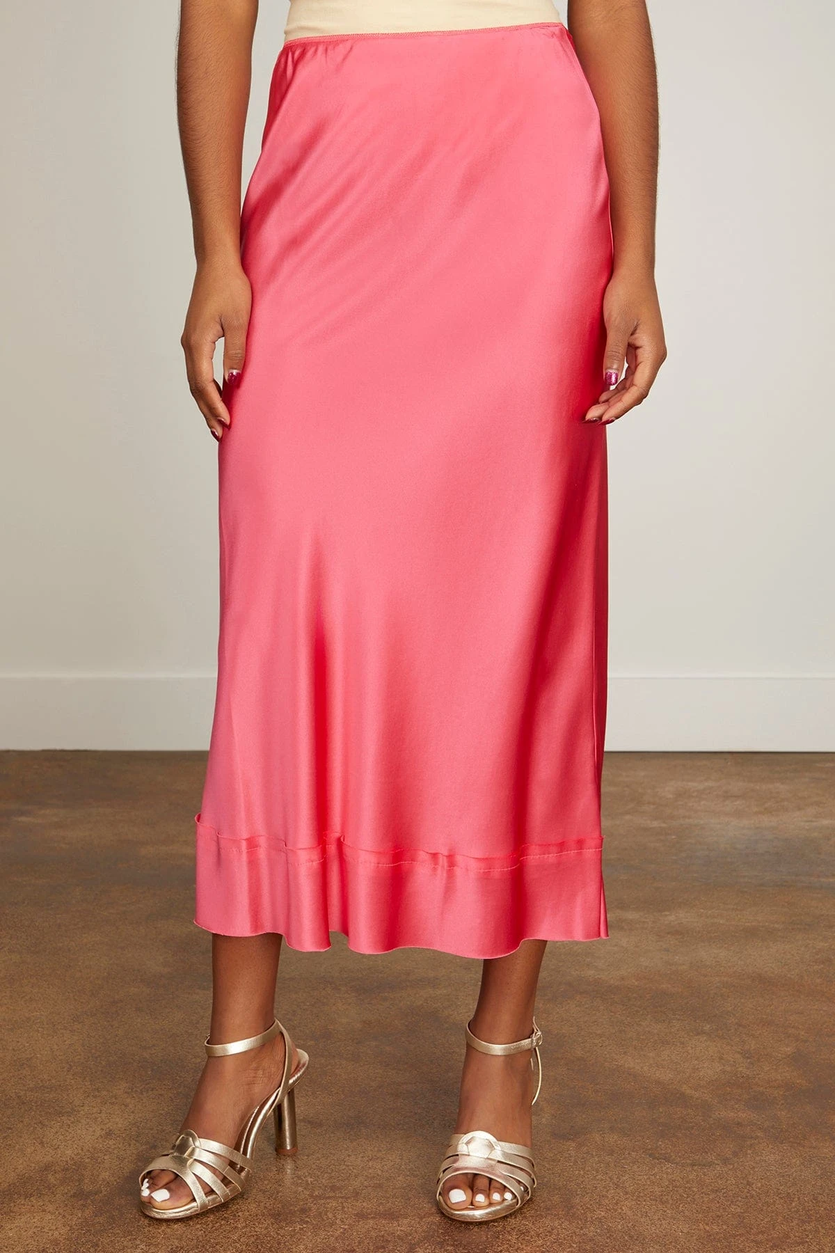 Stella Skirt In Fuschia 5 Stella Skirt In Fuschia - Image 3