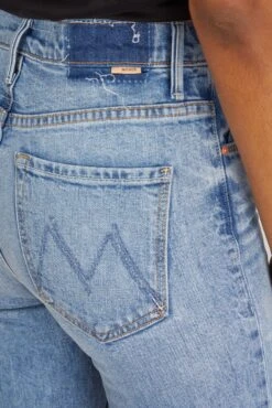 MOTHER High Waist Weekender Slice Heel Jean In Belle De Jour 11 MOTHER High Waist Weekender Slice Heel Jean In Belle De Jour -ULLA JOHNSON Shop mother HighWaistWeekenderSliceHeelJeaninBelleDeJour 4 1