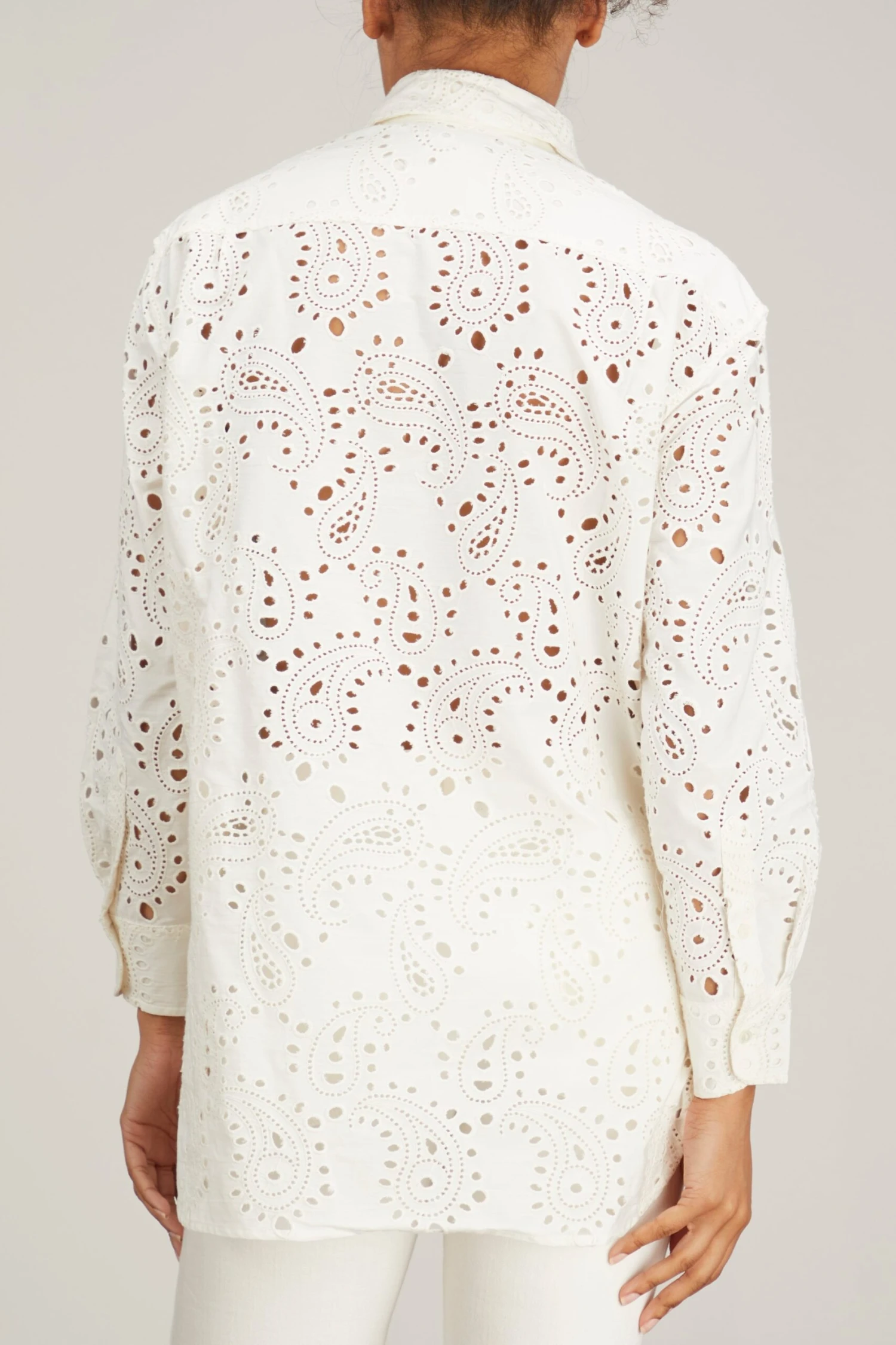 NILI LOTAN Mael Embroidered Poplin Shirt In Ivory Paisley 6 NILI LOTAN Mael Embroidered Poplin Shirt In Ivory Paisley - Image 4