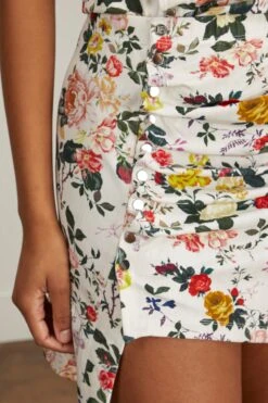 Paco Rabanne Jupe Knee Skirt In Ivory Rose Gard -ULLA JOHNSON Shop pacorabanne JupeKneeSkirtinIvoryRoseGard 4