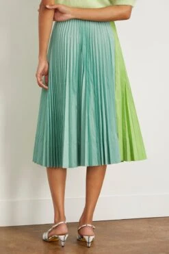 Pleated Skirt In Pistachio 9 Pleated Skirt In Pistachio -ULLA JOHNSON Shop planc PleatedSkirtinPistachio 3