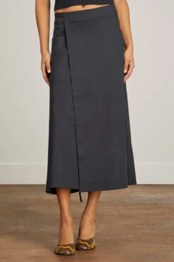 Soft Poplin Wrap Skirt In Black 8 Soft Poplin Wrap Skirt In Black -ULLA JOHNSON Shop proenzaschoulerwhitelabel SoftPoplinWrapSkirtinBlack 2