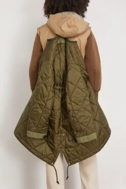 Sacai Cotton Gabardine X Quilted Coat In Beige/Khaki -ULLA JOHNSON Shop sacai CottonGabardinexQuiltedCoatinBeigeKhaki 4