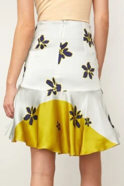 Loriana Skirt In Navy Citrine Floral -ULLA JOHNSON Shop silvia tcherassi loriana skirt in navy citrine floral 3