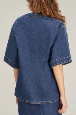 Toteme Dart-Neck Denim Top In Dark Blue 9 Toteme Dart-Neck Denim Top In Dark Blue -ULLA JOHNSON Shop toteme dart neck denim top in dark blue 3