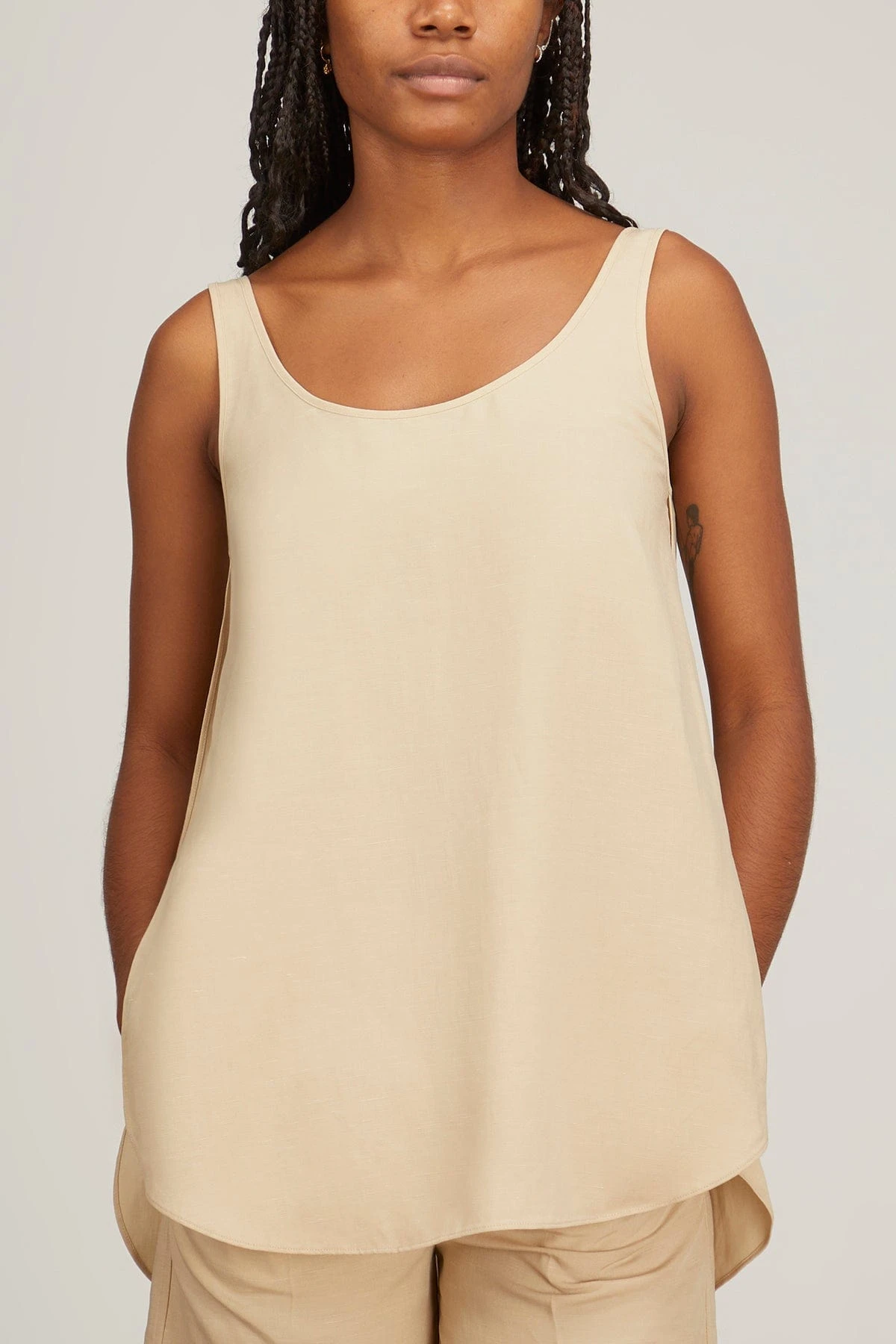 Toteme Lyocell Linen Tank In Overcast Beige 5 Toteme Lyocell Linen Tank In Overcast Beige - Image 3